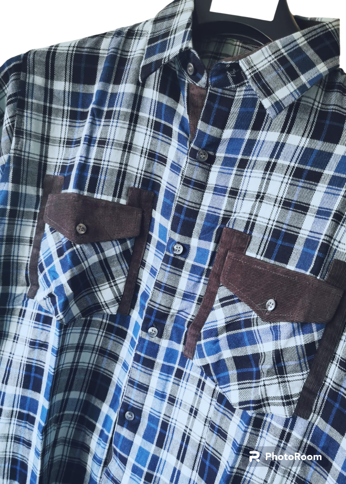 Classic Elegance: Men's Casual Checked Shirt in Pure Cotton